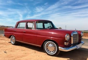 Mercedes Benz 200 D frontal
